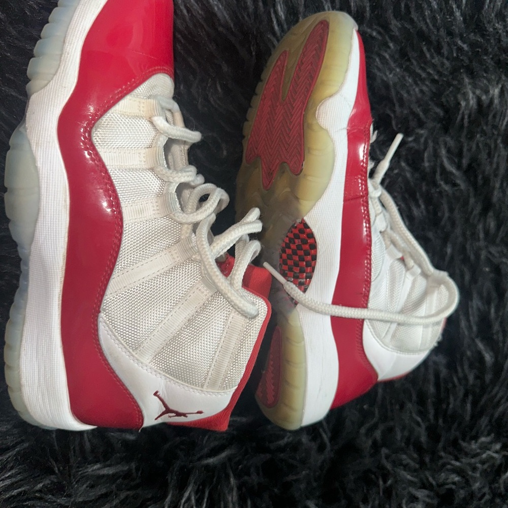 Kids Red and White Basketball jordan 11cherry